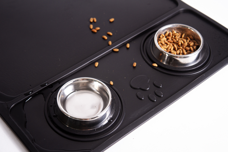 Bandeja Pet para alimentação de cães e gatos - Borkar